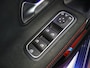 Mercedes-Benz A-klasse 180 AMG Line | Stoelverwarming |Widescreen | Sfeerverlichting | Getint glas | Achteruitrijcamera |