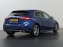 Mercedes-Benz A-klasse 180 AMG Line | Stoelverwarming |Widescreen | Sfeerverlichting | Getint glas | Achteruitrijcamera |