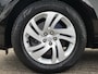 Land Rover Range Rover Evoque 1.5 P300e AWD R-Dynamic S | TREKHAAK | CAMERA | PARKEERSENSOREN V+A | ELEKTRISCHE ACHTERKLEP | NAVI | APPLE CARPLAY / ANDROID AUTO | LMV 18" |