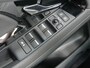 Land Rover Range Rover Evoque 1.5 P300e AWD R-Dynamic S | TREKHAAK | CAMERA | PARKEERSENSOREN V+A | ELEKTRISCHE ACHTERKLEP | NAVI | APPLE CARPLAY / ANDROID AUTO | LMV 18" |
