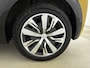 Peugeot e-208 136 pk EV Active 50 kWh | Stoelverwarming | Airco | Cruise Control | Apple Carplay/Android Auto