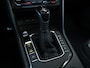 Volkswagen Tiguan 1.5 TSI R-Line 150pk DSG | Panoramadak | Harman Kardon | 20" inch velgen | 360 camera | Trekhaak | Navigatie |