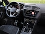 Volkswagen Tiguan 1.5 TSI R-Line 150pk DSG | Panoramadak | Harman Kardon | 20" inch velgen | 360 camera | Trekhaak | Navigatie |