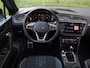 Volkswagen Tiguan 1.5 TSI R-Line 150pk DSG | Panoramadak | Harman Kardon | 20" inch velgen | 360 camera | Trekhaak | Navigatie |