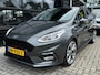 Ford Fiesta 1.0 140 PK ST-Line | STOEL, STUUR EN VOORRUITVERWARMING| PARKEERSENSOREN ACHTER| NAVIGATIE + APPLE CARPLAY/ANDROID AUTO| CRUISE CONTROL| DEALER ONDERHOUDEN|