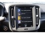 Volvo XC40 1.5 T2 Momentum Core | Trekhaak | Achteruitrijcamera | Parkeersensoren | Cruise Control | Climate Control 2-zone | Lichtmetalen Velgen 18 inch