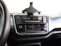 Volkswagen Up! 1.0 R-Line 65 pk | Cruise control | Camera | Climate control | 17 inch Velgen