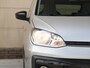 Volkswagen Up! 1.0 R-Line 65 pk | Cruise control | Camera | Climate control | 17 inch Velgen