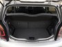 Volkswagen Up! 1.0 R-Line 65 pk | Cruise control | Camera | Climate control | 17 inch Velgen