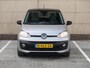 Volkswagen Up! 1.0 R-Line 65 pk | Cruise control | Camera | Climate control | 17 inch Velgen