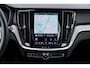 Volvo V60 Cross Country 2.0 B5 AWD Plus | Black Pack | Adaptive Cruise Control | Stoelverwarming Voor & Achter | Stuurverwarming |