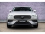 Volvo V60 Cross Country 2.0 B5 AWD Plus | Black Pack | Adaptive Cruise Control | Stoelverwarming Voor & Achter | Stuurverwarming |