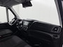 IVECO Daily 35C16 3.0L Bakwagen+Laadklep | 2.37 Mtr Hoog | Fabrieksgarantie | Camera | Dakspoiler | Airco | Cruise | 3-Zits