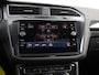 Volkswagen Tiguan 1.4 TSI ACT R-Line 150 pk DSG | Panoramadak | Trekhaak | Camera | LED Plus | Ergo-stoel | Stoelverwarming