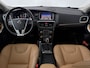 Volvo V40 Cross Country 1.5 T3 Polar+ Luxury | Panoramadak | Harman Kardon | Lederen bekleding | Nederlandse auto |