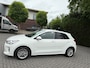 Kia Rio 1.2 (4 cil.), Apple CarPlay, Clima, Cruise Control, Navigatie, Achteruitrijcamera, Parkeersensoren, LM-velgen 15" , LED