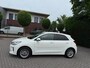 Kia Rio 1.2 (4 cil.), Apple CarPlay, Clima, Cruise Control, Navigatie, Achteruitrijcamera, Parkeersensoren, LM-velgen 15" , LED
