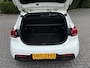 Kia Rio 1.2 (4 cil.), Apple CarPlay, Clima, Cruise Control, Navigatie, Achteruitrijcamera, Parkeersensoren, LM-velgen 15" , LED
