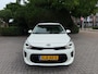 Kia Rio 1.2 (4 cil.), Apple CarPlay, Clima, Cruise Control, Navigatie, Achteruitrijcamera, Parkeersensoren, LM-velgen 15" , LED