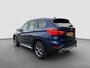 BMW X1 sDrive20i High Executive Automaat | Camera | Lederen bekleding | Parkeersensoren | Cruise controle | 18'' velgen | Elektrische achterklep | LED koplampen | Stoelverwarming | Climate controle