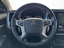 Mitsubishi Outlander 2.4 PHEV Intense+ / Trekhaak Afneembaar / Trekgewicht 1.500 KG / Stoelverwarming / Achteruitrijcamera / Navigatie / Apple CarPlay & Android Auto / Stoel verwarming voor /