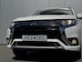 Mitsubishi Outlander 2.4 PHEV Intense+ / Trekhaak Afneembaar / Trekgewicht 1.500 KG / Stoelverwarming / Achteruitrijcamera / Navigatie / Apple CarPlay & Android Auto / Stoel verwarming voor /
