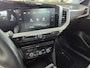 Opel Mokka-e Electric Level 3 50 kWh 3-Fase | Automaat | Parkeersensoren | Camera | Navigatie via Apple Carplay of Android Auto | Lichtmetalen Velgen | Stoel en Stuurverwarming |