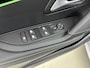 Peugeot e-208 136pk EV GT Pack 50 kWh | Panorama dak | Carplay | Adaptieve Cruis Control | Navigatie | Verwarmbare Voorstoelen |