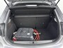 Peugeot e-208 136pk EV GT Pack 50 kWh | Panorama dak | Carplay | Adaptieve Cruis Control | Navigatie | Verwarmbare Voorstoelen |