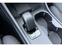 Volvo EX40 Twin Motor Plus Black Edition 82 kWh | ACC | Panoramadak | 360° Camera | Harman/Kardon | Stoel+Stuurverwarming | 20 Inch