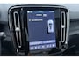 Volvo EX40 Twin Motor Plus Black Edition 82 kWh | ACC | Panoramadak | 360° Camera | Harman/Kardon | Stoel+Stuurverwarming | 20 Inch