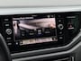 Volkswagen Taigo 1.0 TSI R-Line Pano IQ Light Keyless Beats Virtual