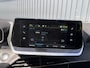 Peugeot e-2008 EV Active Pack 50 kWh Apple Carplay | Android Auto | Parkeersensoren | Cruise Control | Climate Control | SOH 98,7%