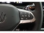 Volkswagen T-Roc 1.5 eTsi 150pk DSG R-Line First Edition Trekhaak Camera Stoelverwarming Carplay
