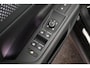 Volkswagen T-Roc 1.5 eTsi 150pk DSG R-Line First Edition Trekhaak Camera Stoelverwarming Carplay