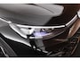 Volkswagen T-Roc 1.5 eTsi 150pk DSG R-Line First Edition Trekhaak Camera Stoelverwarming Carplay