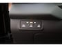 Volkswagen T-Roc 1.5 eTsi 150pk DSG R-Line First Edition Trekhaak Camera Stoelverwarming Carplay
