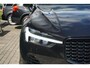 Volvo XC60 2.0 T6 Plug-in hybrid AWD Plus Black Edition | Pano | H&K | 360 | LED