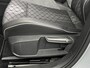 Volkswagen Golf 1.5 eTSI R-Line | Panoramadak | Winter Pakket |