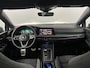 Volkswagen Golf 1.5 eTSI R-Line | Panoramadak | Winter Pakket |