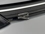 Volkswagen Golf 1.5 eTSI R-Line | Panoramadak | Winter Pakket |
