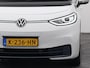 Volkswagen ID.3 First Max 58 kWh | PANO | CAMERA | ADAPTIVE | HUD | LEDER | STOELMASSAGE | STOEL- EN STUURVERW.