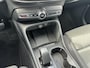 Volvo XC40 1.5 T4 Plug-in hybrid Core Bright BOMVOL! | STOEL + STUURVERWARMING |ELEK. TREKHAAK | KEYLESS | DODEHOEK | ADAP. CRUISE | CAMERA | ELEK. ACHTERKLEP | DRAADLOZE TEL LADER | RIJKLAAR! MET 12 MND BOVAG GARANTIE | DEALER ONDERHOUDEN