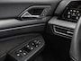 Volkswagen Golf 1.5 eHybrid 272pk DSG GTE · Panoramadak · Camera · Head-Up Display · Inklap. Trekhaak · Stuur- & Stoelverwarming · Dodehoeksensor · Garantie t/m 08-09-2030 of 100.000km
