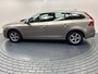 Volvo V60 2.0 D2 Nordic+ Trekhaak-Navigatie-Cr.contr-Clima-Stoelverwarming-Parkeersensoren-Lm16''velgen