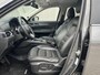 Mazda CX-5 2.0 SkyActiv-G 165 Comfort / Trekhaak (2.000KG) / Cruise Control / Lane Assist / Dode Hoek Detectie / Stuur-, Stoel Verwarming / Airco / Bluetooth / Full-Map Navigatie / Elektr-Bestuurderstoel Met Geheugen /