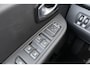 Renault Clio Estate 0.9 90 PK TCe Limited Navi Cruise LED Privacy Glas 16'LMV