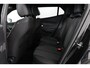Peugeot e-2008 EV Allure 50 kWh | Dealer Onderhouden! | SOH 99% | 1e Eigenaar! | Navi By App | Clima | Cruise Control | Parkeersensoren | DAB | LED | Lichtmetalen Velgen