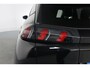 Peugeot e-2008 EV Allure 50 kWh | Dealer Onderhouden! | SOH 99% | 1e Eigenaar! | Navi By App | Clima | Cruise Control | Parkeersensoren | DAB | LED | Lichtmetalen Velgen