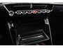 Peugeot e-2008 EV Allure 50 kWh | Dealer Onderhouden! | SOH 99% | 1e Eigenaar! | Navi By App | Clima | Cruise Control | Parkeersensoren | DAB | LED | Lichtmetalen Velgen